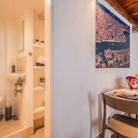 Cozy House-close To Biennale And St. Mark Square * Venedig